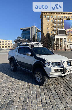 Пикап Mitsubishi L 200 2011 в Харькове