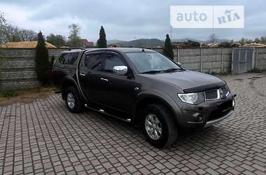 Пикап Mitsubishi L 200 2013 в Надворной