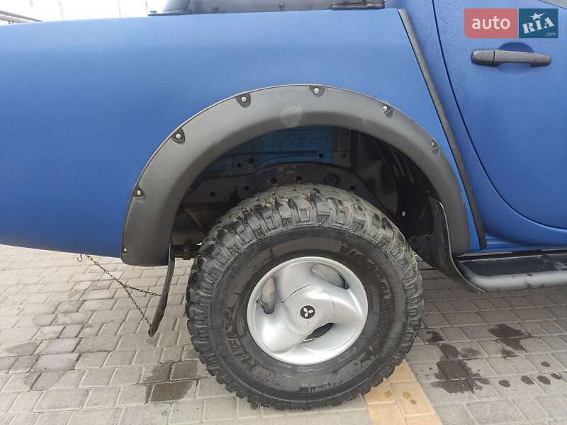 Пикап Mitsubishi L 200 2007 в Одессе