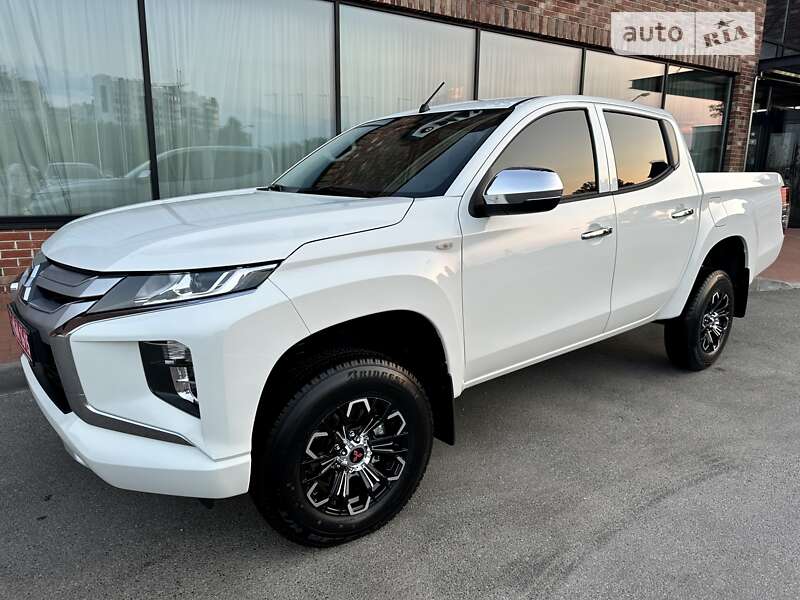 Mitsubishi l200 sport