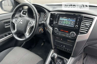 Пікап Mitsubishi L 200 2021 в 