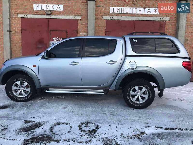 Пікап Mitsubishi L 200 2007 в Славському