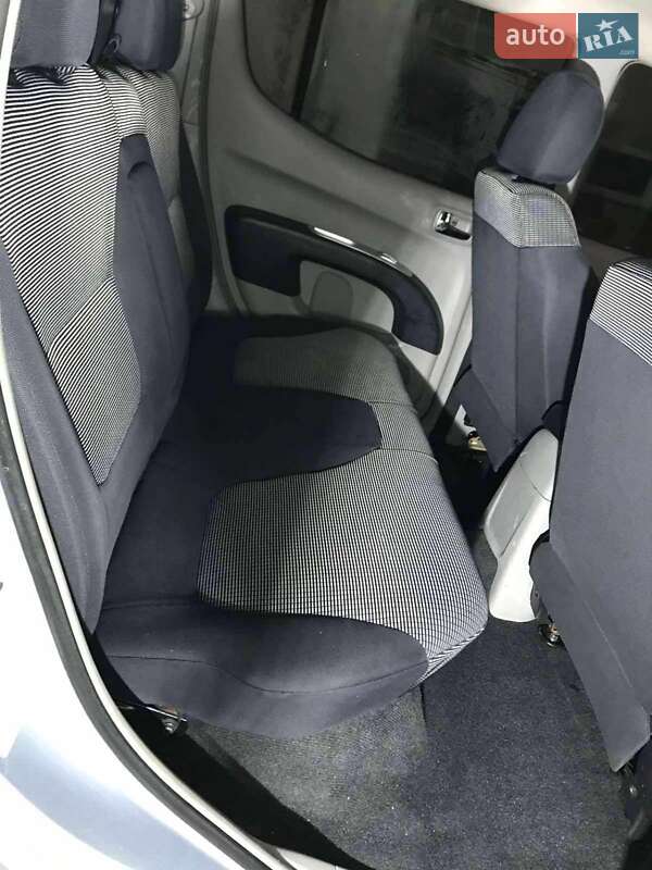 Пікап Mitsubishi L 200 2007 в Славському