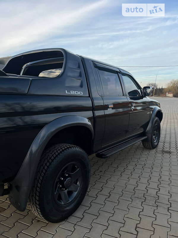 Пікап Mitsubishi L 200 2004 в Коломиї
