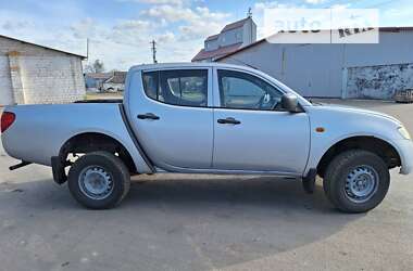 Пикап Mitsubishi L 200 2009 в Днепре