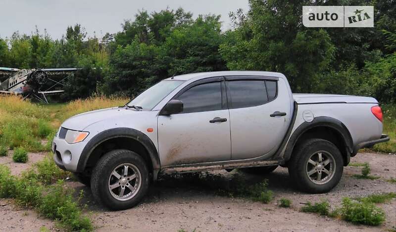 Mitsubishi L - лифтуем правильно