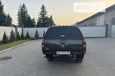 Пикап Mitsubishi L 200 2011 в Львове