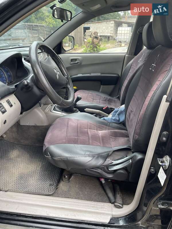 Пікап Mitsubishi L 200 2008 в Новомиргороді