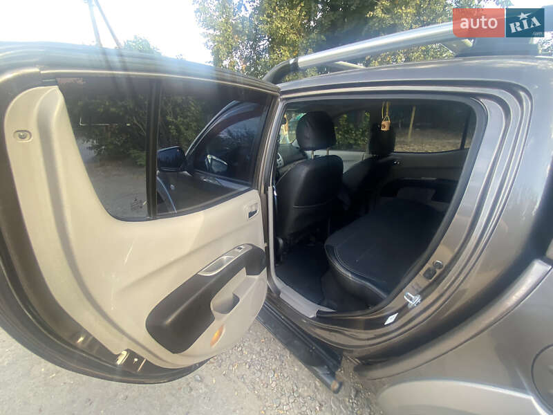 Пікап Mitsubishi L 200 2011 в Сумах