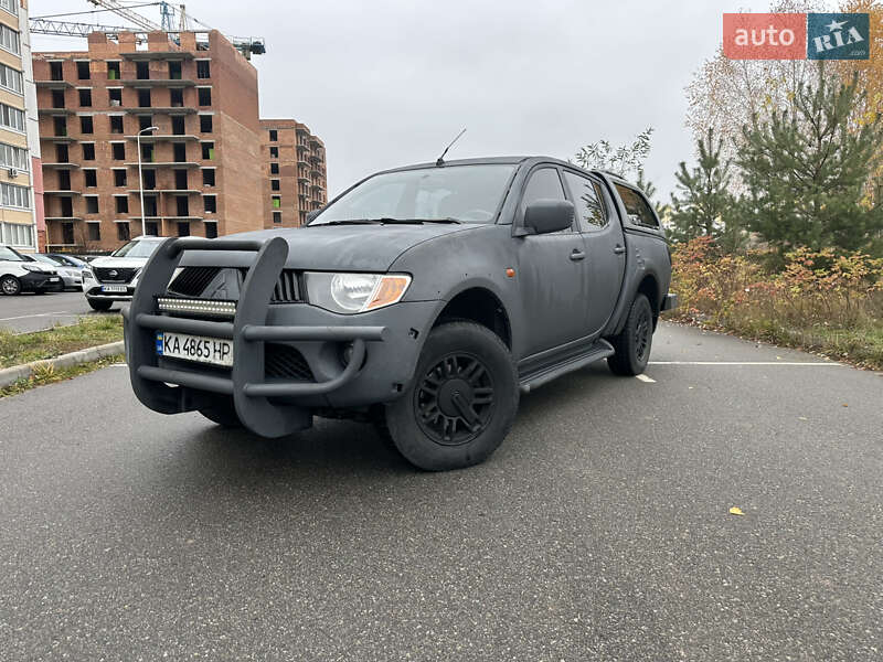 Пікап Mitsubishi L 200 2008 в Києві