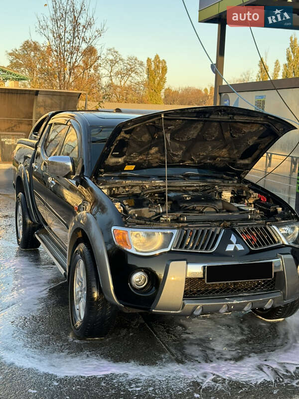 Пикап Mitsubishi L 200 2008 в Кременчуге