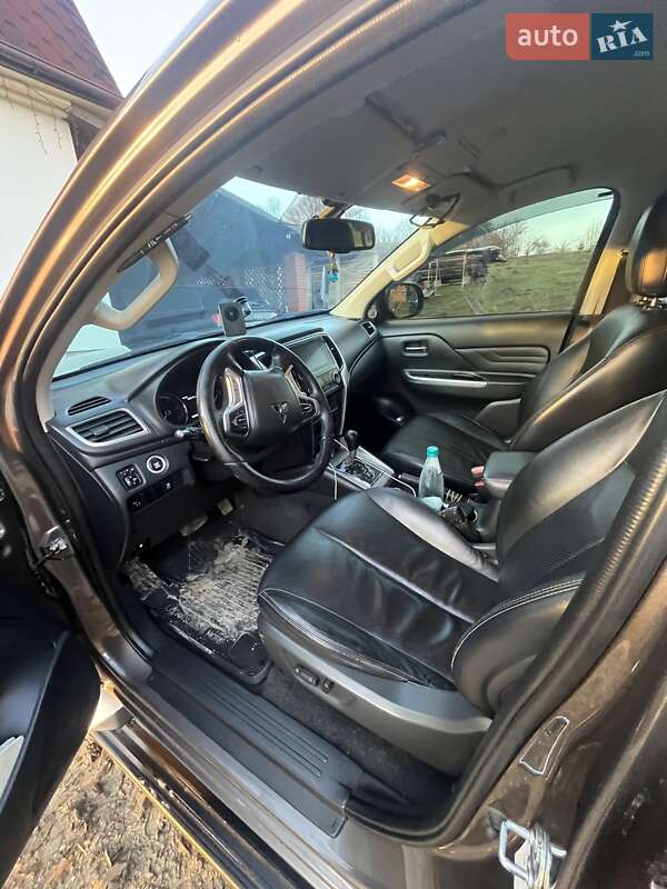 Пикап Mitsubishi L 200 2019 в Золочеве