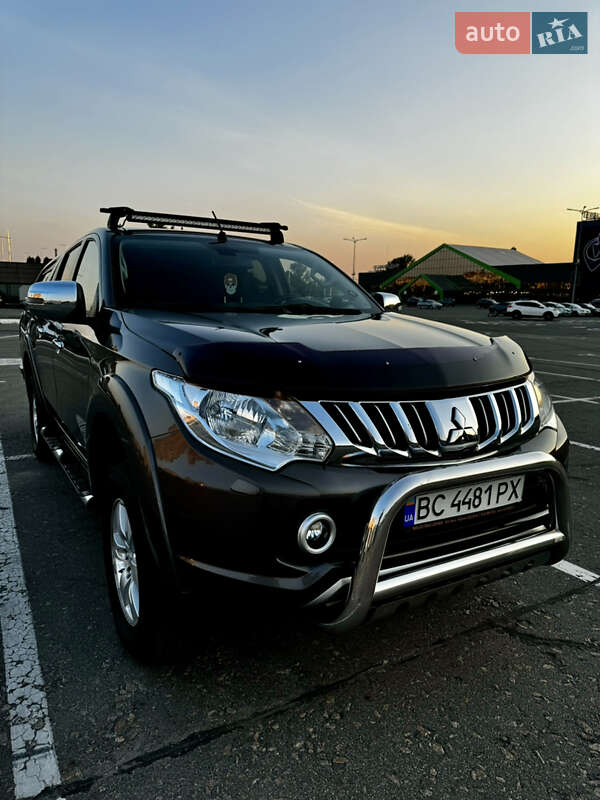 Пікап Mitsubishi L 200 2016 в Києві