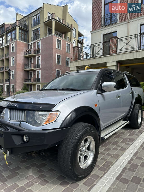 Пікап Mitsubishi L 200 2008 в Харкові