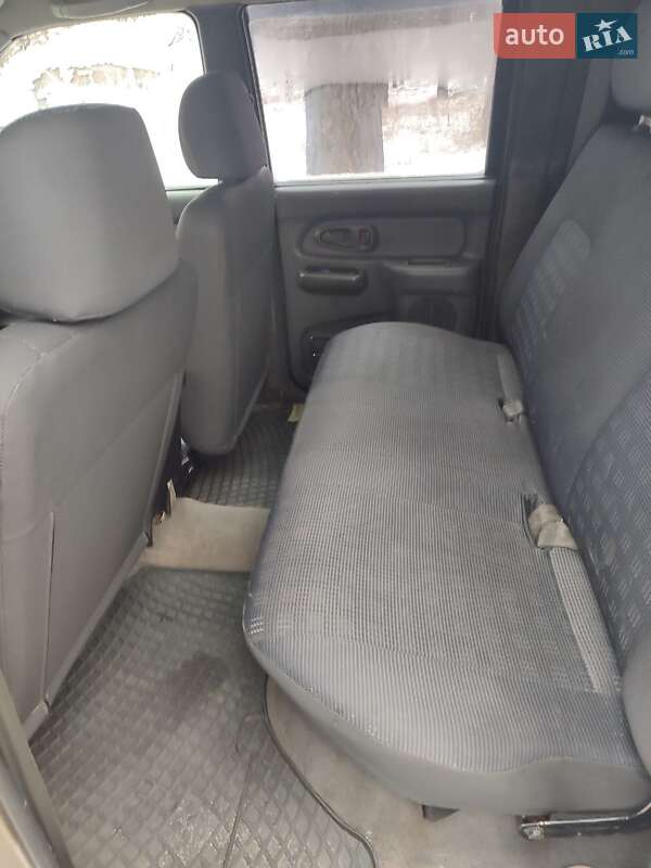 Пикап Mitsubishi L 200 2006 в Харькове