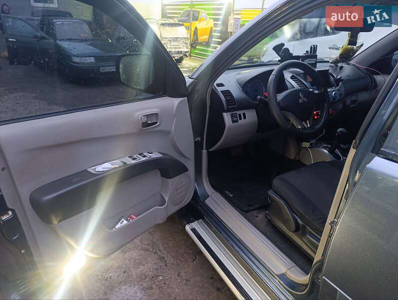 Пикап Mitsubishi L 200 2008 в Покровском