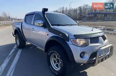 Пікап Mitsubishi L 200 2008 в Житомирі