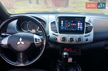 Пикап Mitsubishi L 200 2014 в Львове