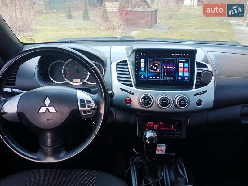 Пикап Mitsubishi L 200 2014 в Львове
