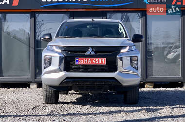 Пикап Mitsubishi L 200 2023 в Львове