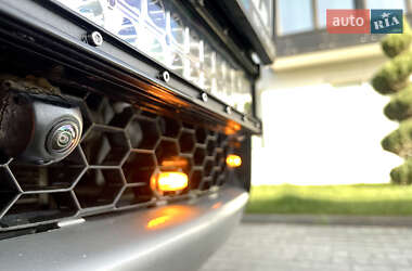 Пікап Mitsubishi L 200 2012 в 