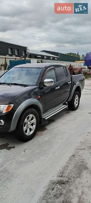 Пикап Mitsubishi L 200 2008 в Киеве