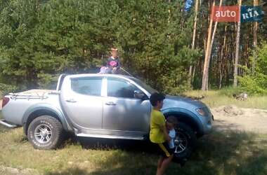 Пікап Mitsubishi L 200 2008 в Сумах