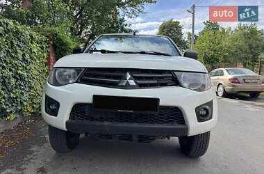 Пикап Mitsubishi L 200 2012 в Ужгороде