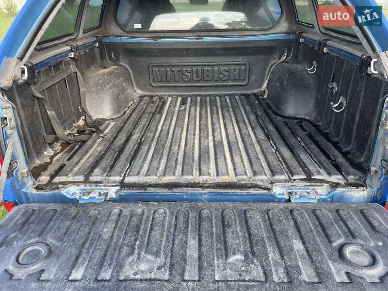 Пікап Mitsubishi L 200 2007 в Києві