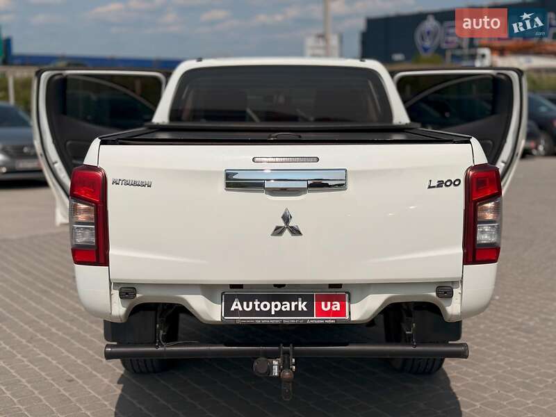 Пикап Mitsubishi L 200 2019 в Львове