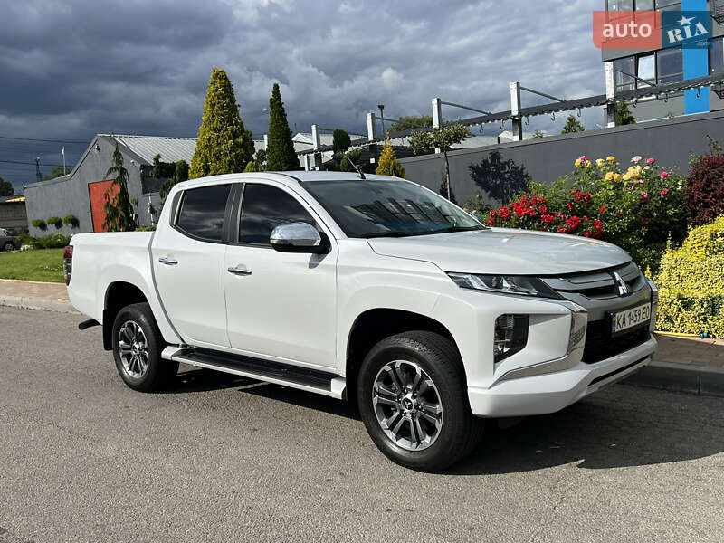 Mitsubishi L 200 2021