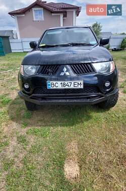 Пікап Mitsubishi L 200 2008 в Новояворівську