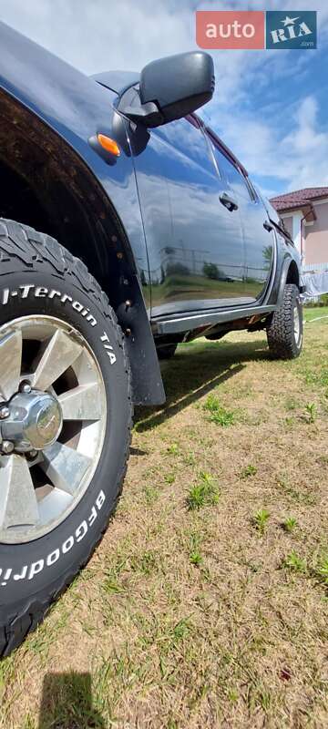 Пикап Mitsubishi L 200 2007 в Новояворовске