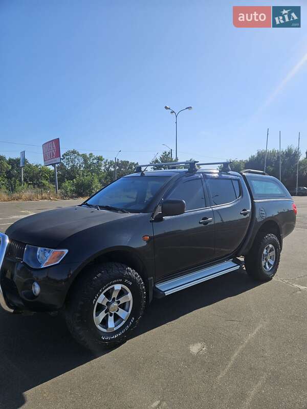 Mitsubishi L 200 2008