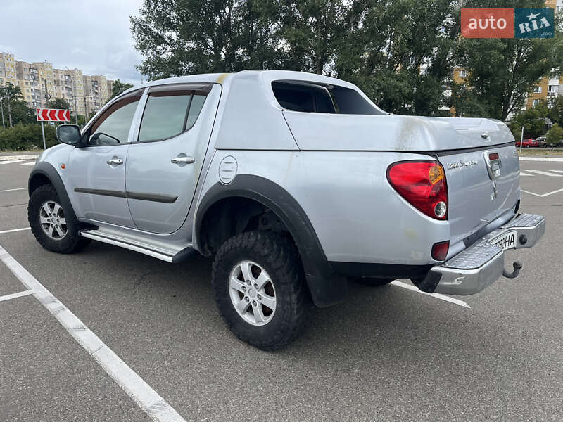Пикап Mitsubishi L 200 2008 в Киеве