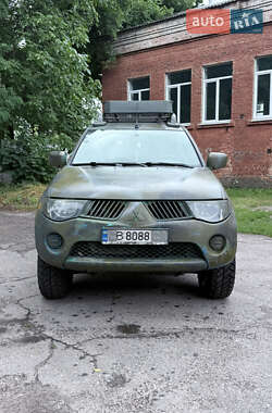 Пикап Mitsubishi L 200 2007 в 