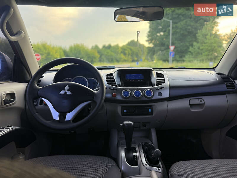 Пикап Mitsubishi L 200 2008 в Мене