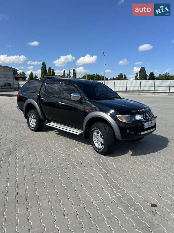 Mitsubishi L 200
