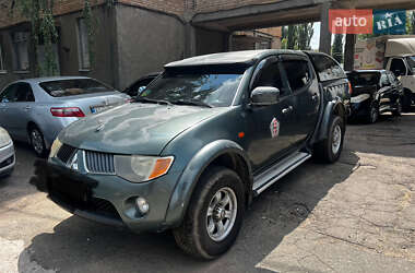Пикап Mitsubishi L 200 2006 в 