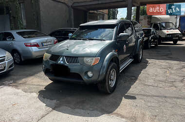 Пикап Mitsubishi L 200 2006 в 