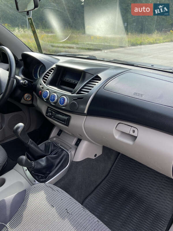 Пикап Mitsubishi L 200 2008 в Житомире