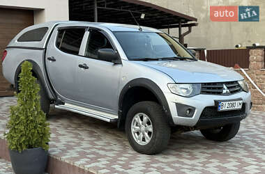Пикап Mitsubishi L 200 2011 в 