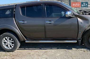 Пікап Mitsubishi L 200 2013 в Києві