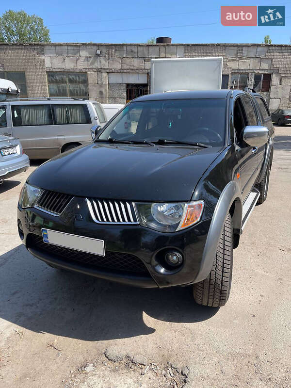 Пикап Mitsubishi L 200 2008 в Каменец-Подольском