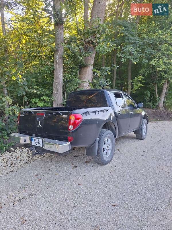 Пикап Mitsubishi L 200 2007 в Львове