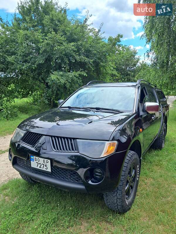 Пикап Mitsubishi L 200 2007 в Львове