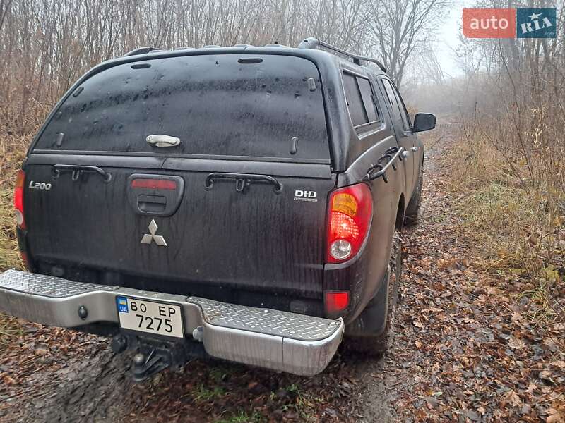 Пикап Mitsubishi L 200 2007 в Львове