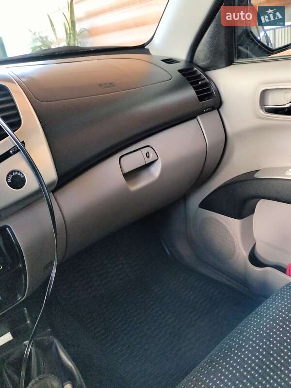 Пикап Mitsubishi L 200 2012 в Дружковке