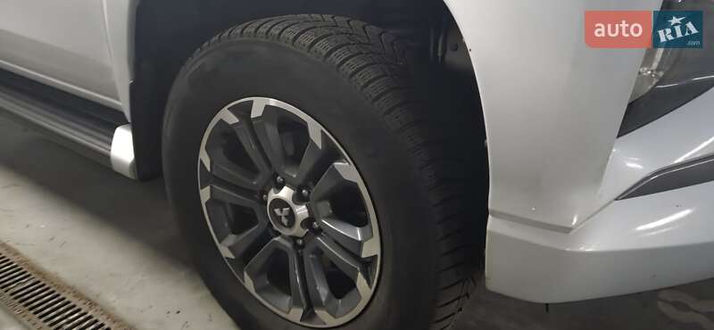 Пикап Mitsubishi L 200 2019 в Киеве