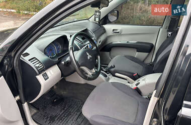 Пикап Mitsubishi L 200 2009 в 